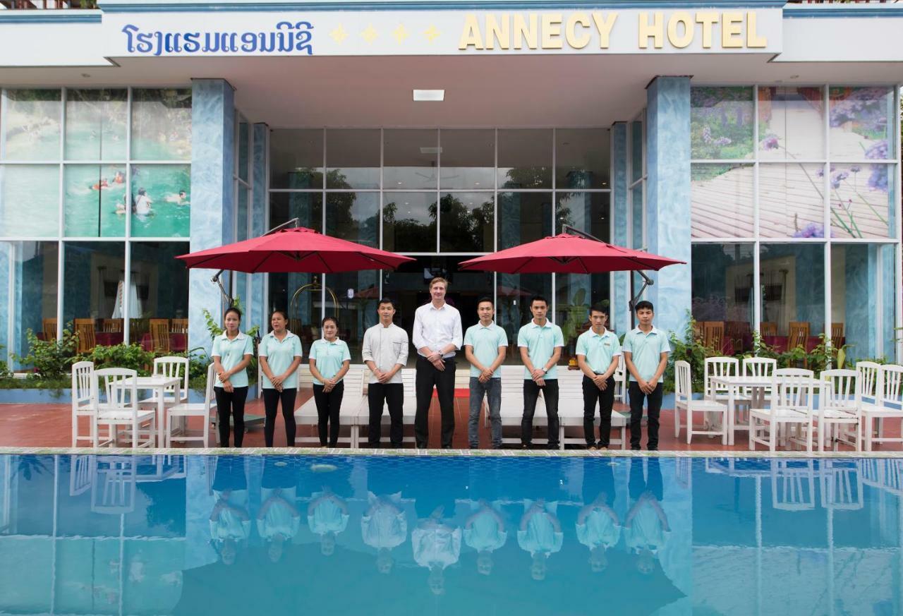 Annecy Hotel Vang Vieng Exterior foto