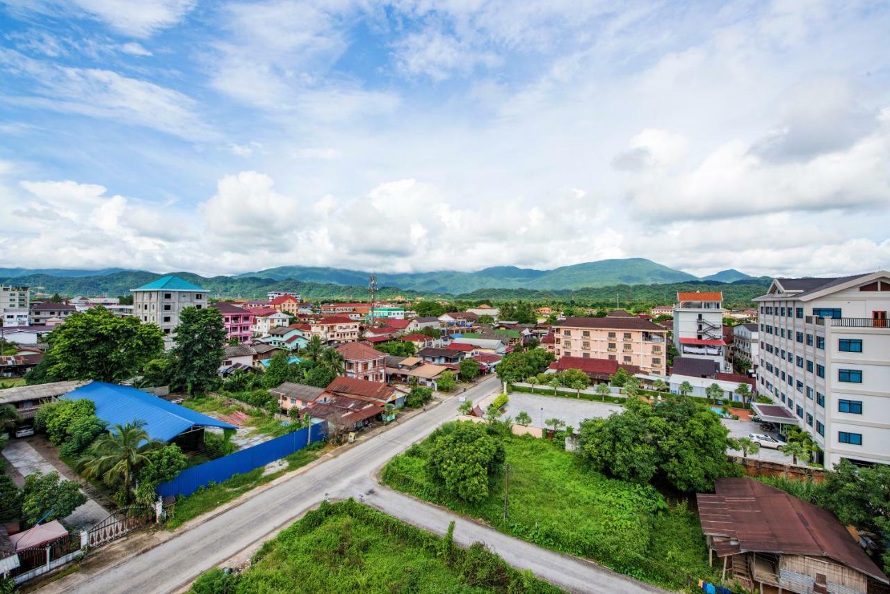 Annecy Hotel Vang Vieng Exterior foto